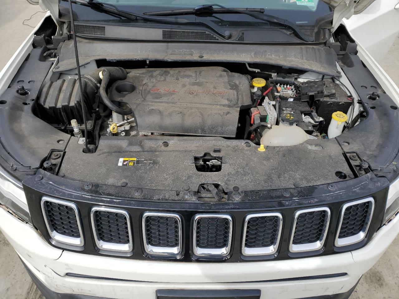 2017 Jeep Compass VIN 3C4NJDCB6HT673252 Copart auction photo, front end / rear end damage thumbnail 11