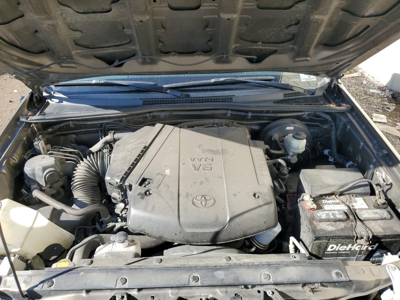 2015 Toyota Tacoma VIN 5TFLU4EN5FX140025 Copart auction photo, front end damage thumbnail 11