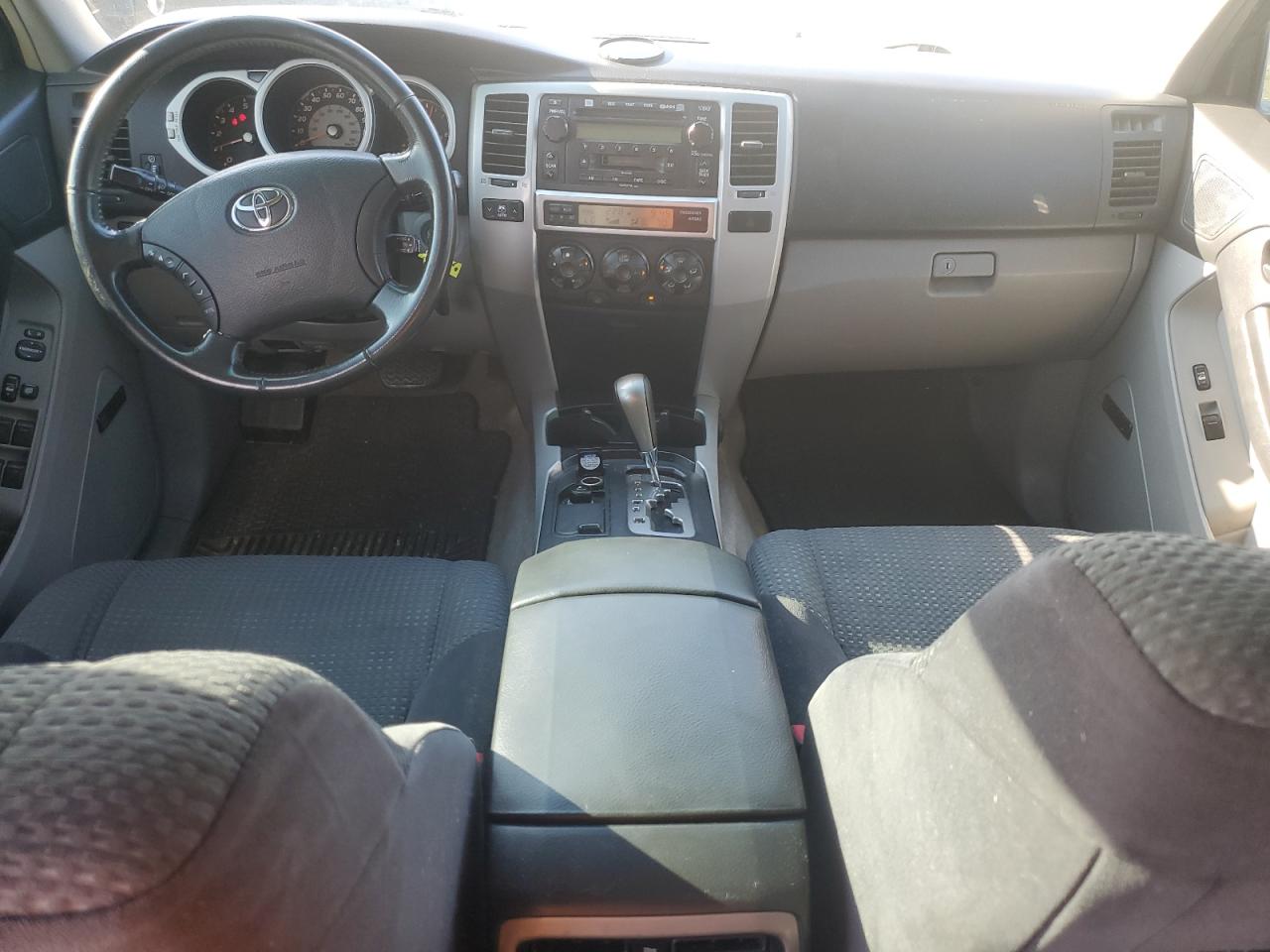2005 Toyota 4Runner VIN JTEZU14RX58027222 Copart auction photo, front end damage thumbnail 8