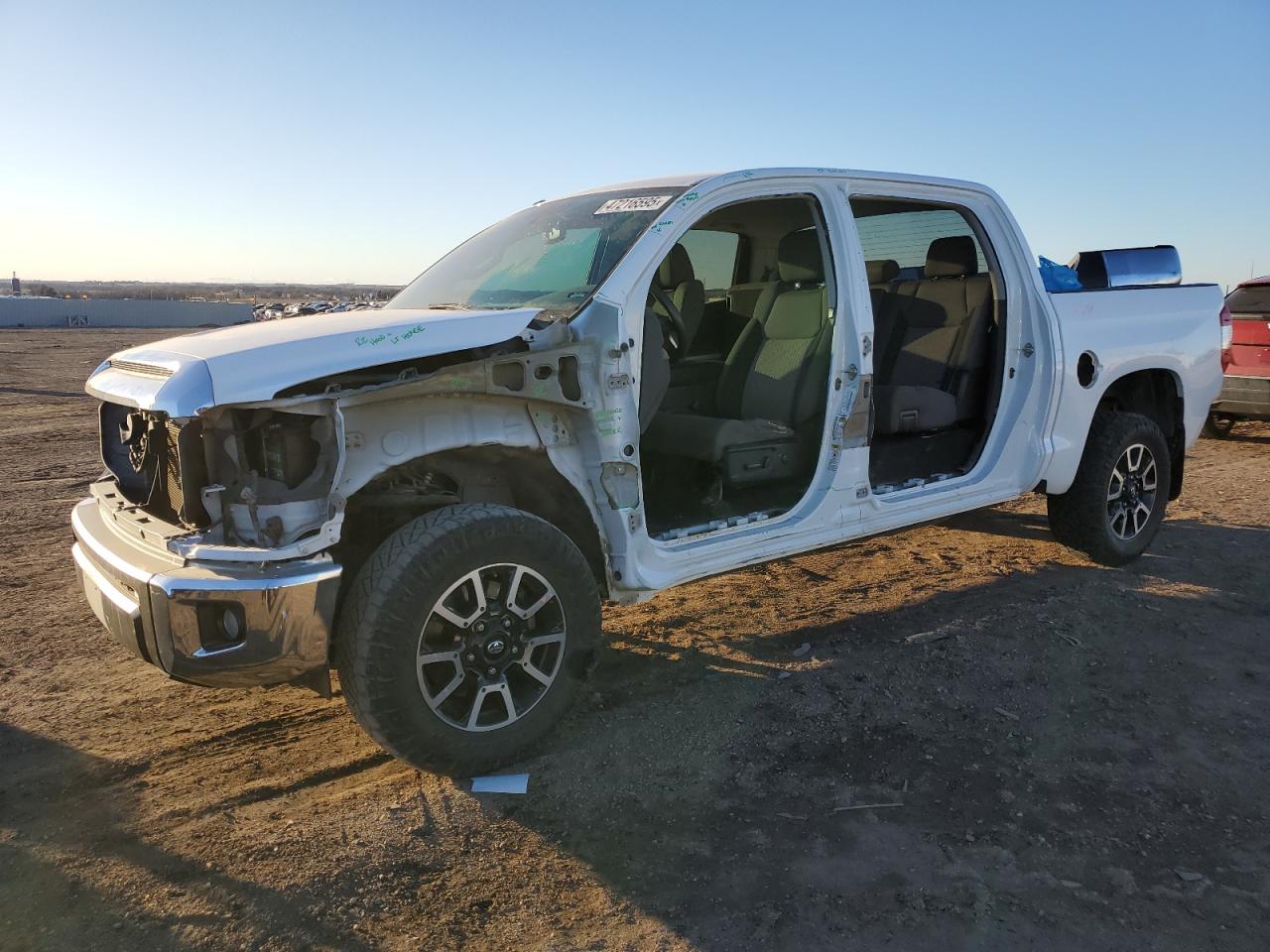 2016 Toyota Tundra VIN 5TFDW5F1XGX522519
