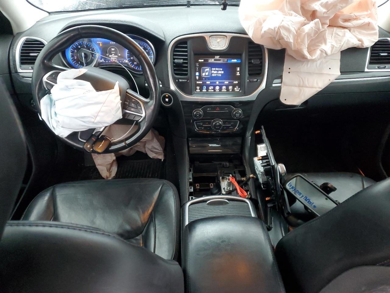 2016 Chrysler 300 VIN 2C3CCAAG0GH197736 Copart auction photo, front end damage thumbnail 8