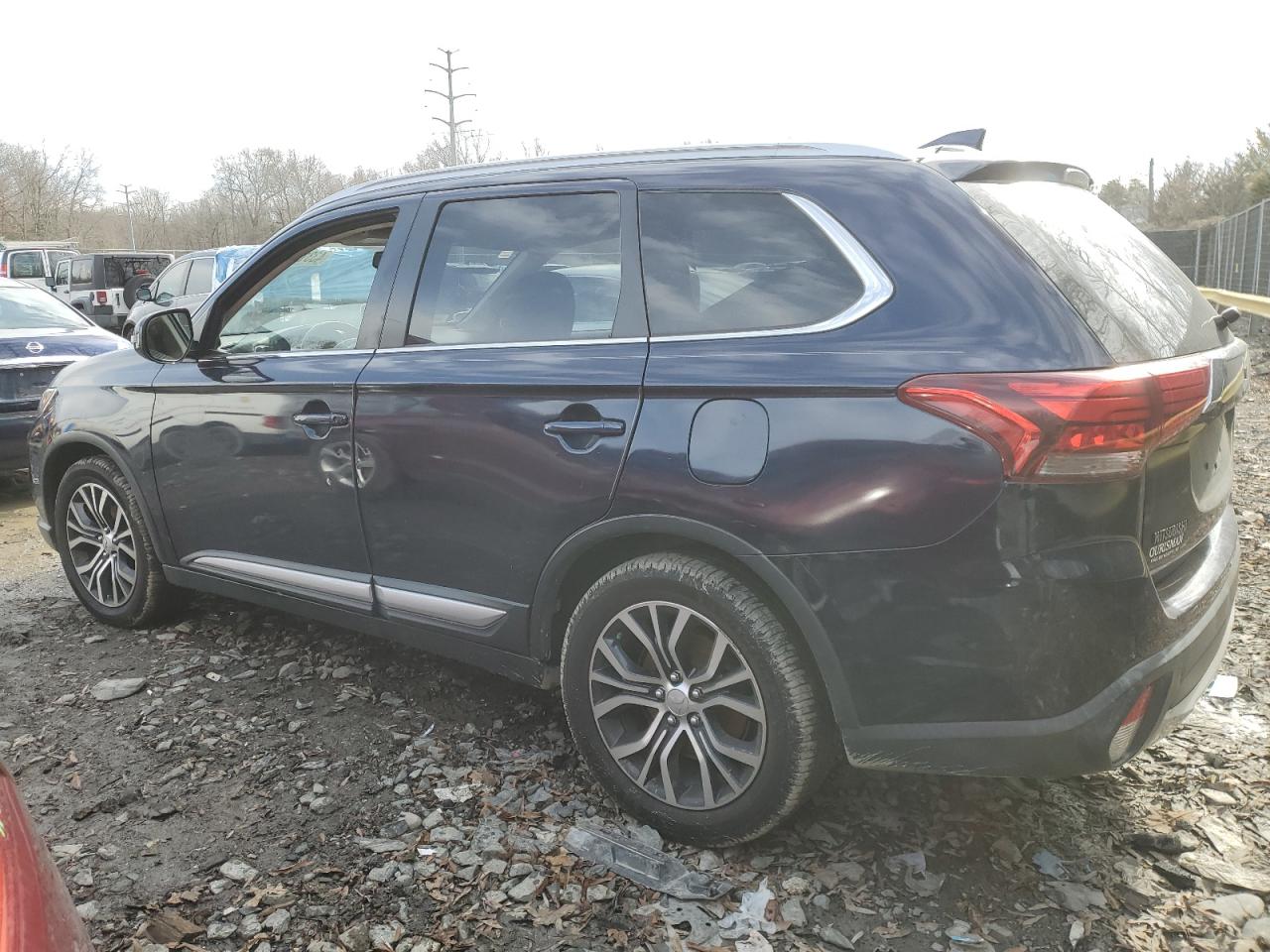 2018 Mitsubishi Outlander VIN JA4AD3A31JJ001618 Copart auction photo, front end damage thumbnail 2