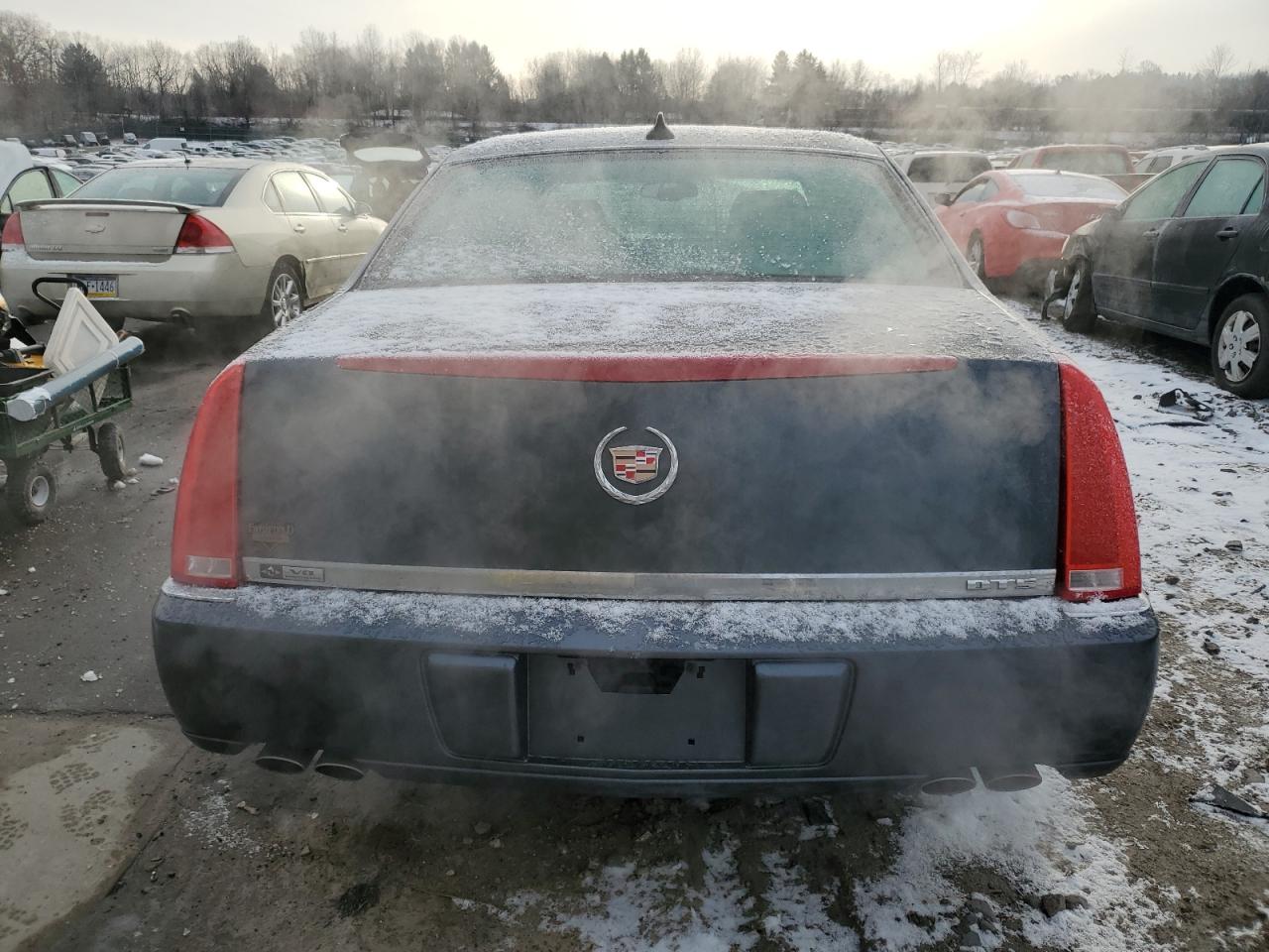 2010 Cadillac DTS VIN 1G6KA5EY6AU118441 Copart auction photo, front end / side damage thumbnail 6