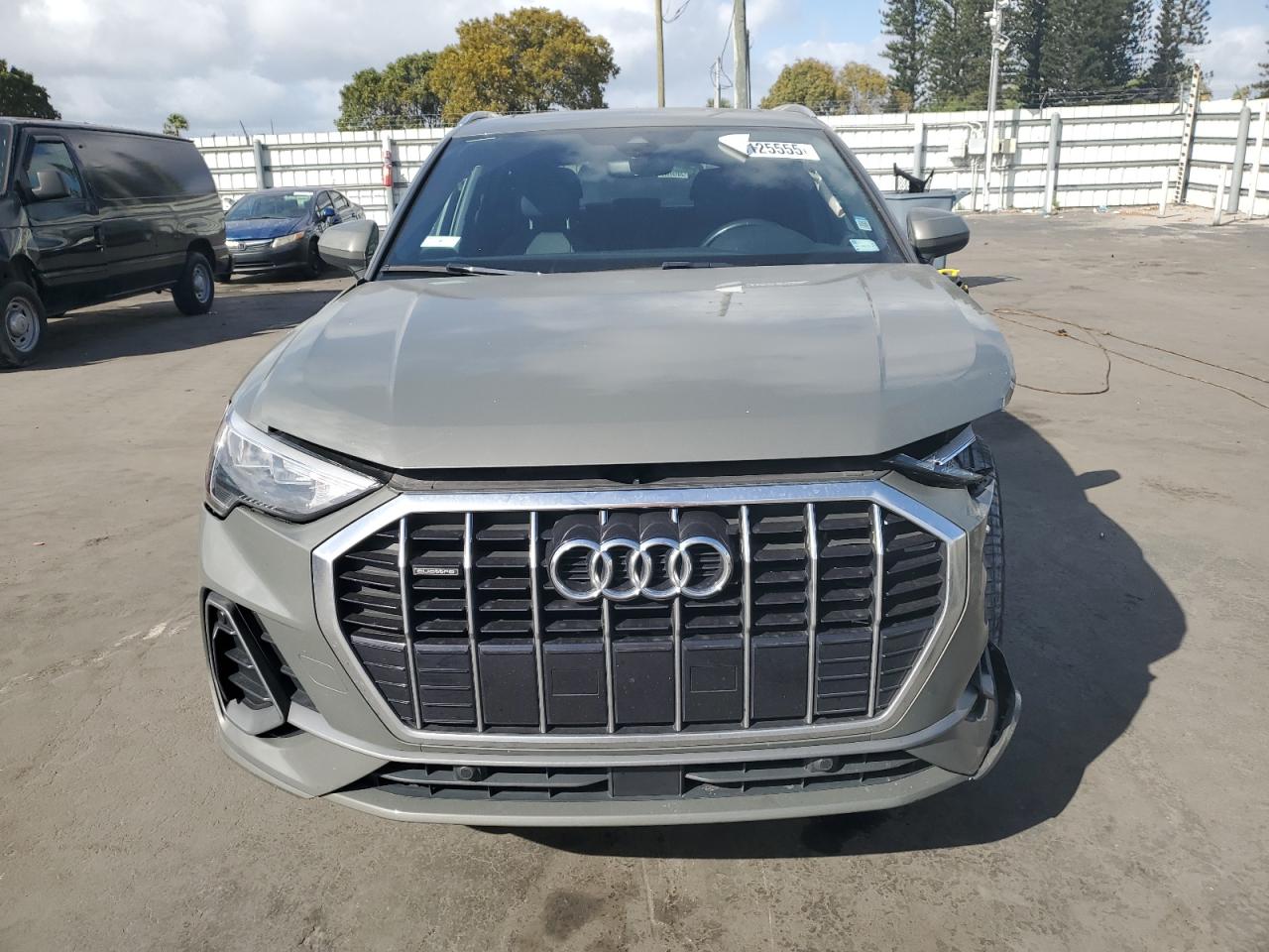 2020 Audi Q3 VIN WA1DECF37L1052630 Copart auction photo, front end / side damage thumbnail 5