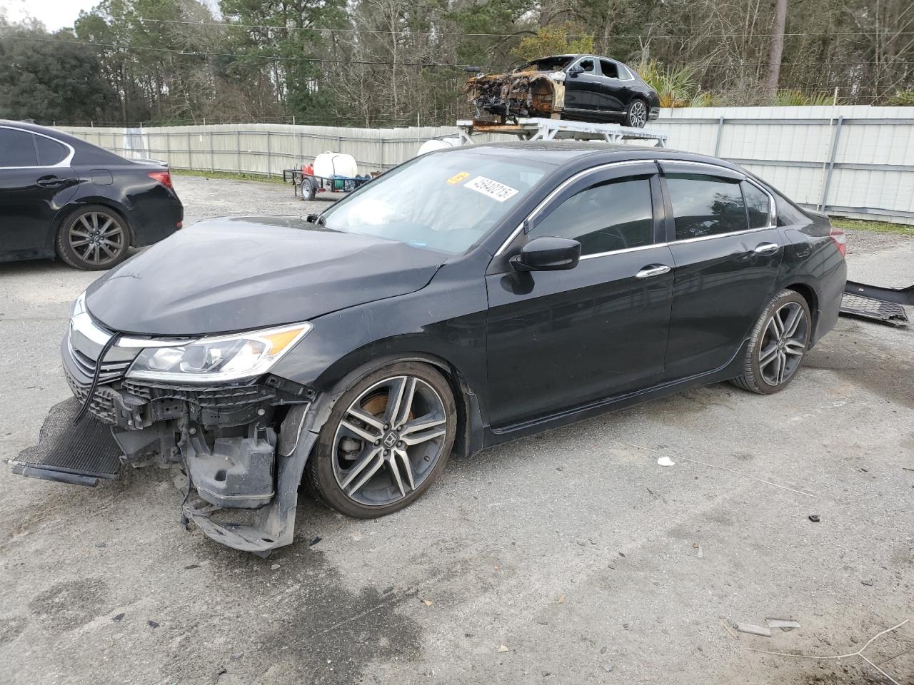 2017 Honda Accord VIN 1HGCR2F17HA252611