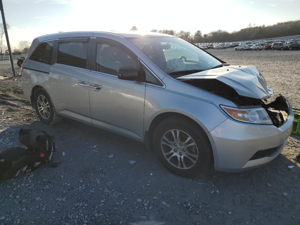2013 Honda Odyssey VIN 5FNRL5H63DB056428 Copart auction photo, front end damage thumbnail 4