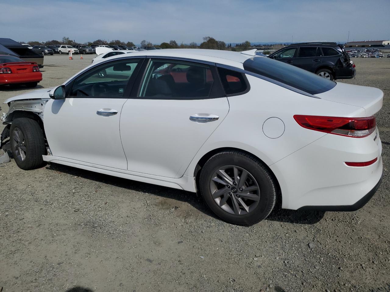 2020 KIA Optima VIN 5XXGT4L3XLG406552 Copart auction photo, side / front end damage thumbnail 2