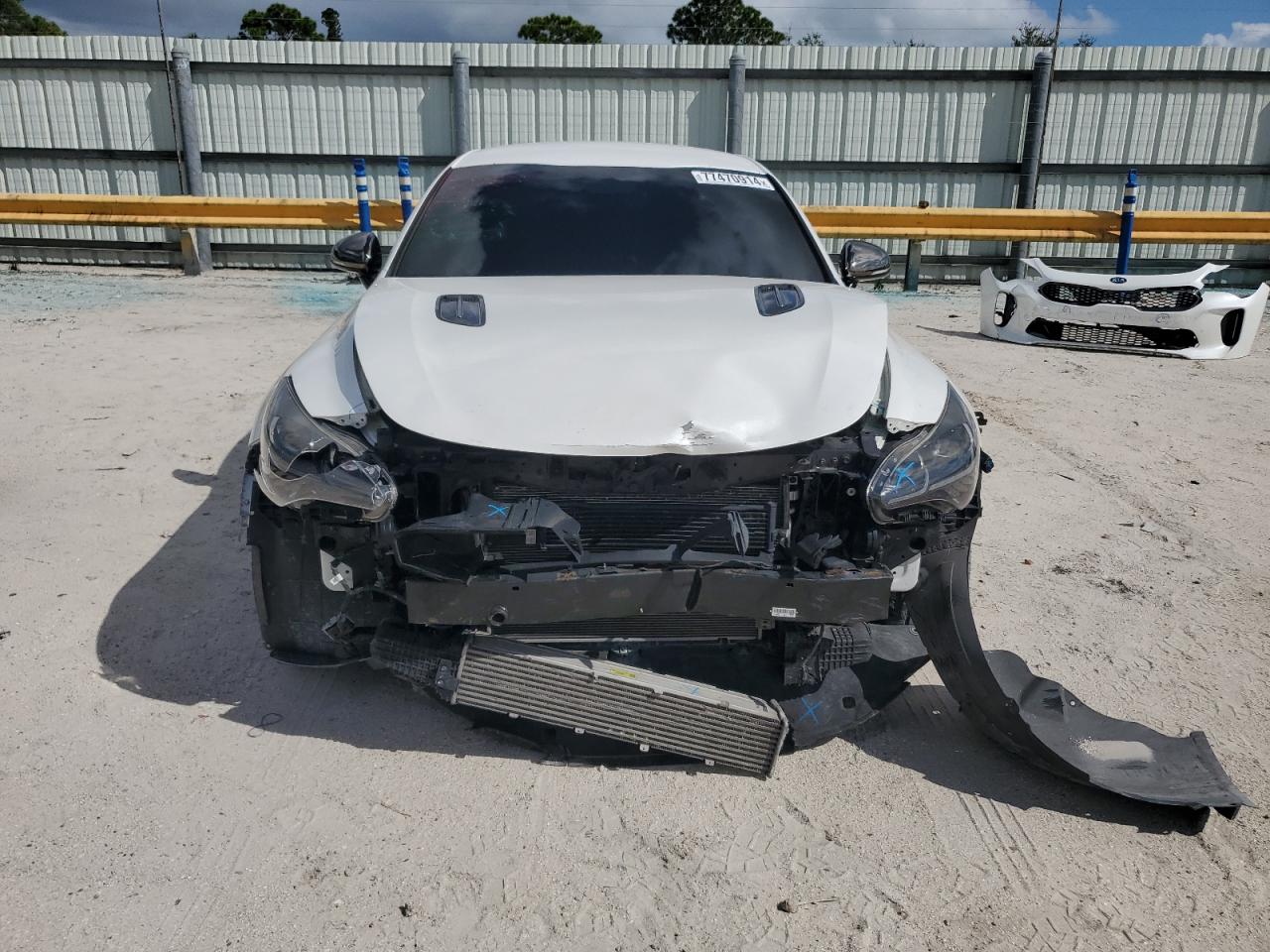 2019 KIA Stinger VIN KNAE35LC8K6051548 Copart auction photo, front end / minor dent/scratches damage thumbnail 5