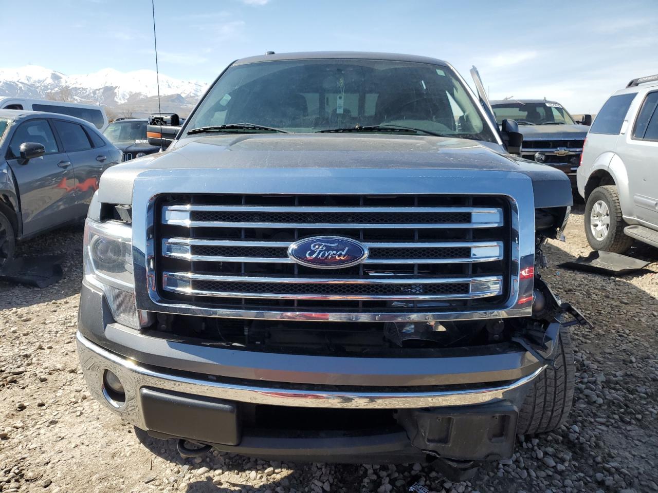 2013 Ford F-150 VIN 1FTFW1ETXDKE82424 Copart auction photo, side / front end damage thumbnail 5