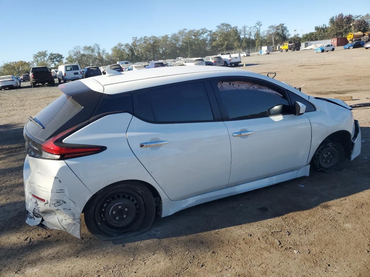 2022 Nissan Leaf VIN 1N4AZ1BV3NC562429 Copart auction photo, all over damage thumbnail 3