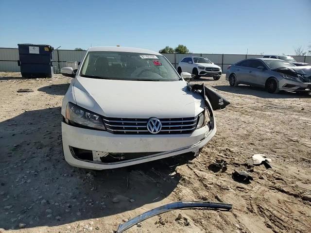 2015 Volkswagen Passat VIN 1VWBV7A34FC053767 Copart auction photo, front end / minor dent/scratches damage thumbnail 11