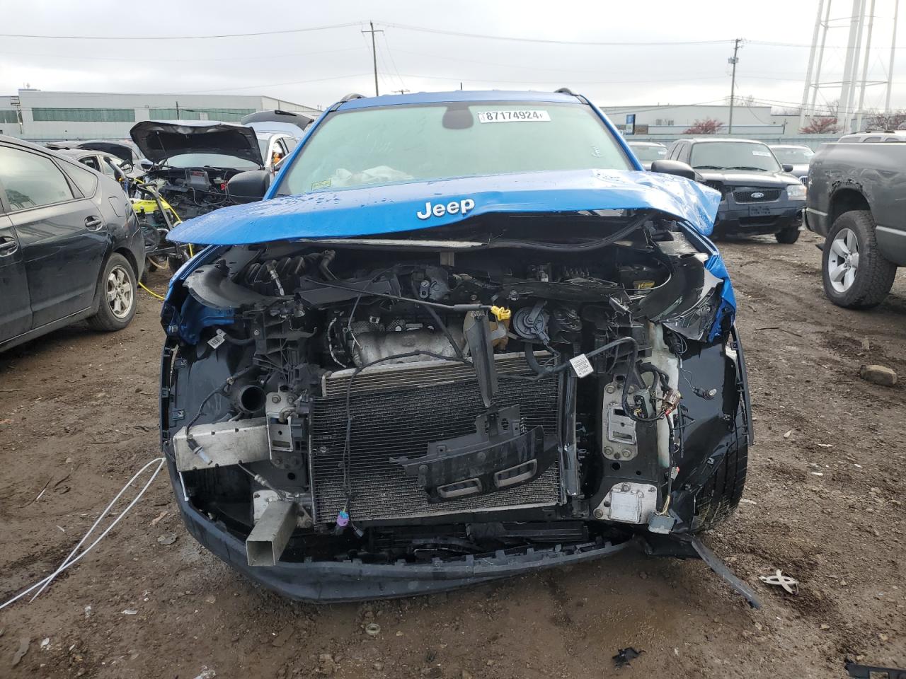 2018 Jeep Compass VIN 3C4NJCAB9JT416153 Copart auction photo, front end damage thumbnail 5