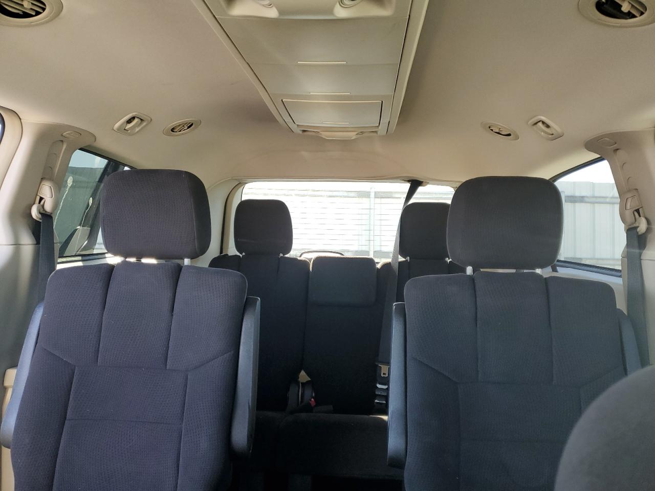 2011 Chrysler Town & Country VIN 2A4RR5DG0BR712741 Copart auction photo, front end / side damage thumbnail 10