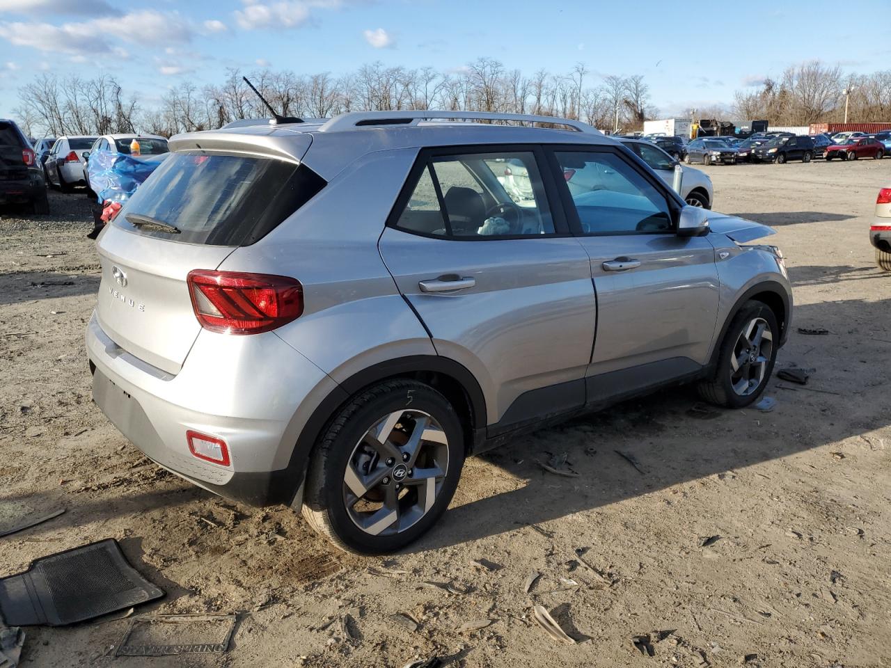 2024 Hyundai Venue VIN KMHRC8A36RU328501 Copart auction photo, front end / minor dent/scratches damage thumbnail 3