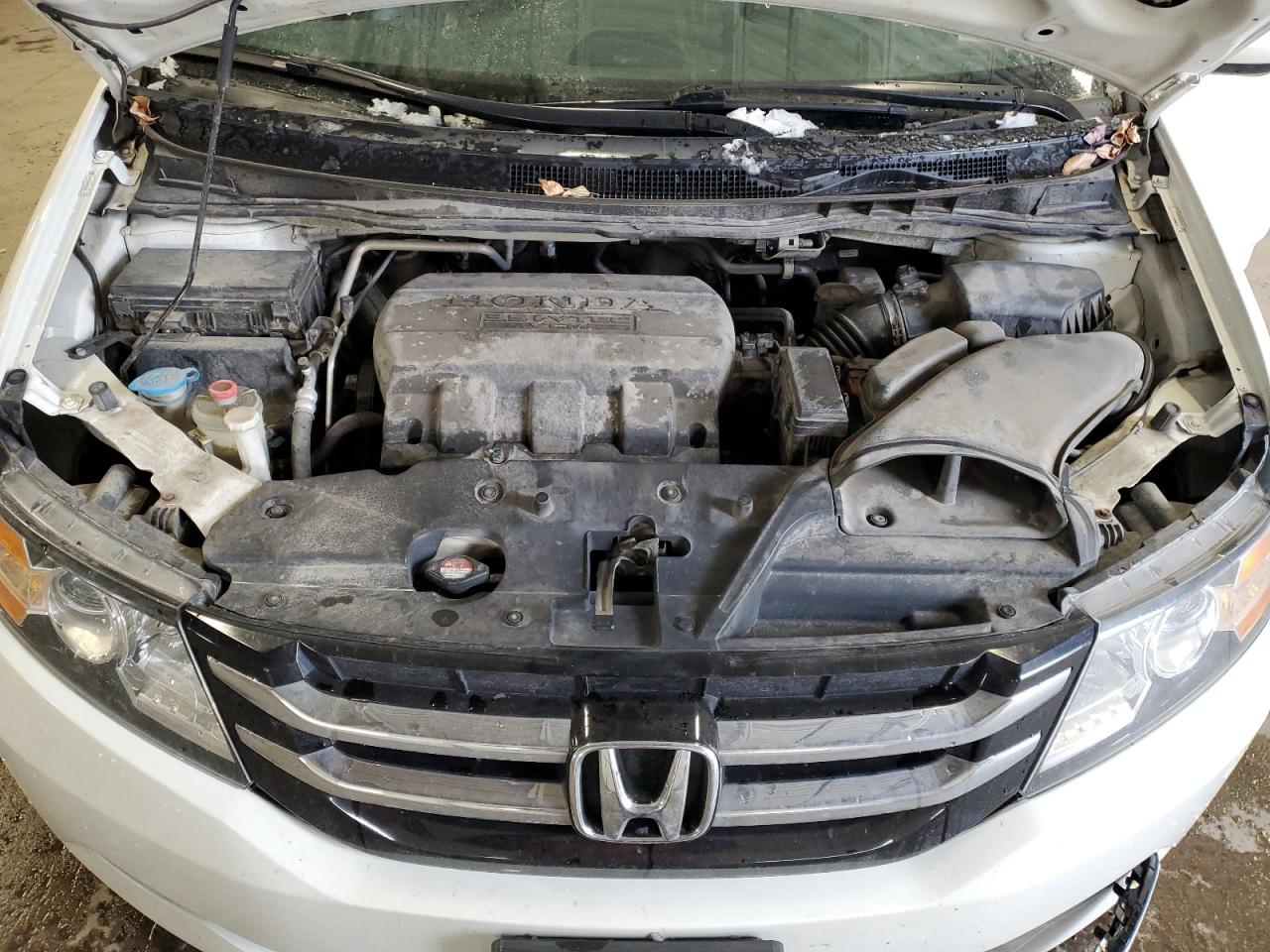 2016 Honda Odyssey VIN 5FNRL5H68GB022330 Copart auction photo, front end / undercarriage damage thumbnail 14