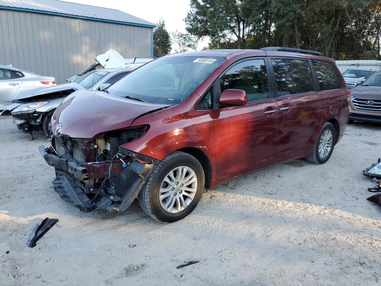 2014 Toyota Sienna VIN 5TDYK3DC2ES463779