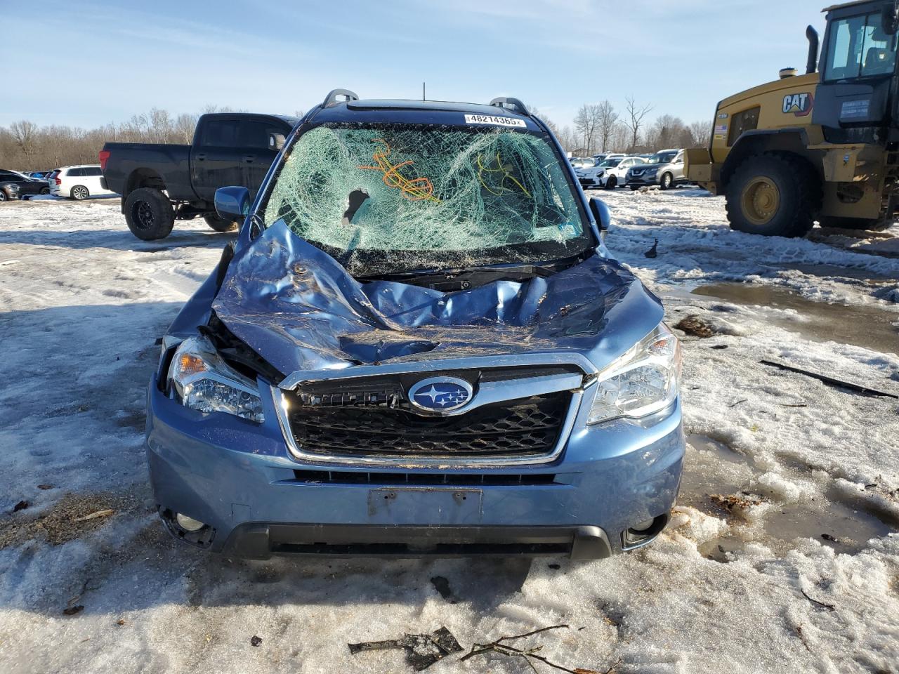 2015 Subaru Forester VIN JF2SJADC2FH592304 Copart auction photo, front end / top/roof damage thumbnail 5