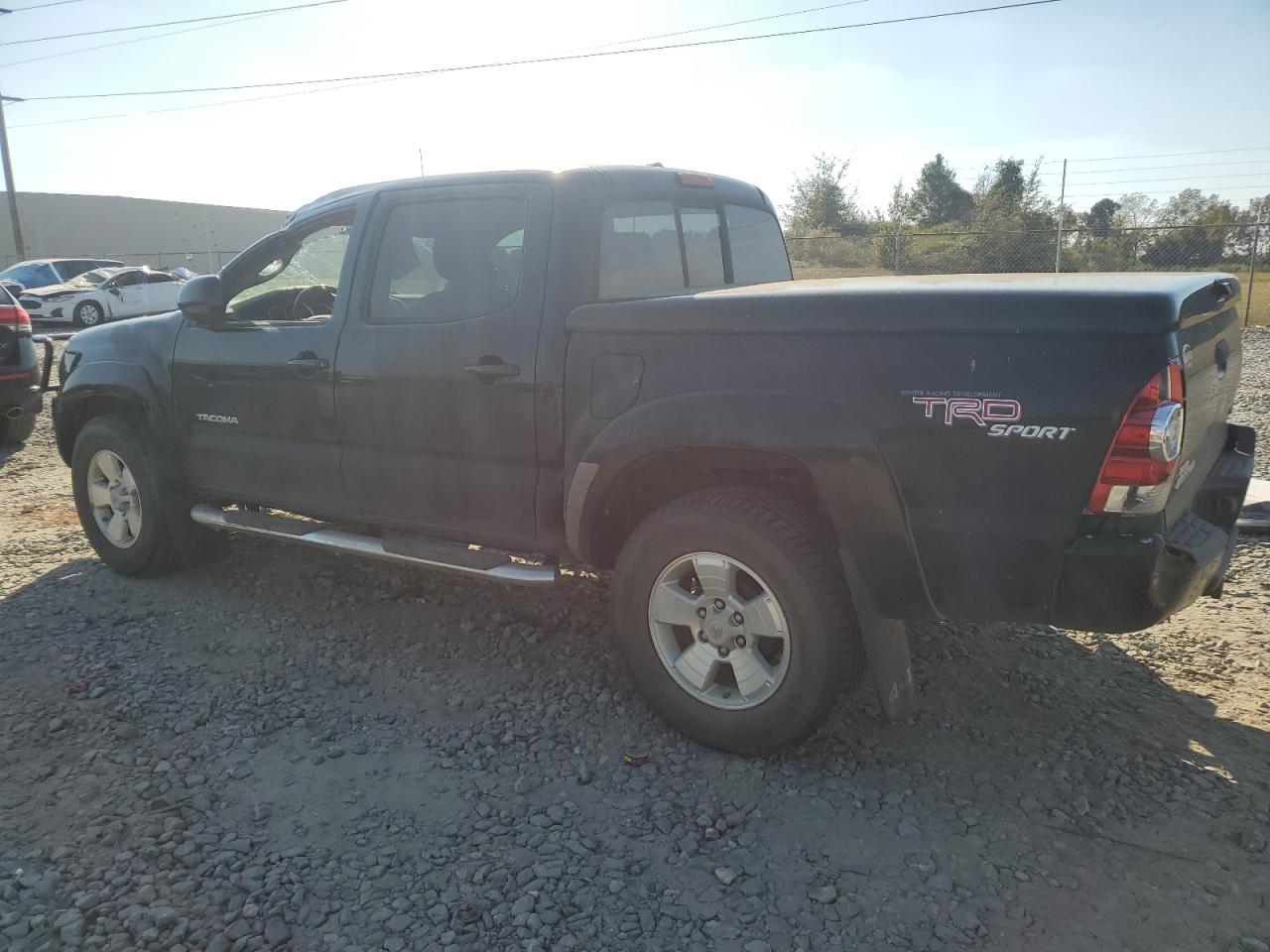 2011 Toyota Tacoma VIN 5TFLU4EN8BX006300 Copart auction photo, top/roof damage thumbnail 2