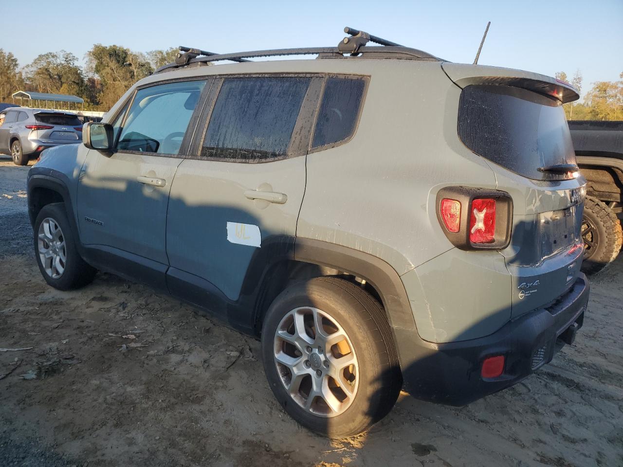 2018 Jeep Renegade VIN ZACCJBBB4JPJ36404 Copart auction photo, water/flood / mechanical damage thumbnail 2