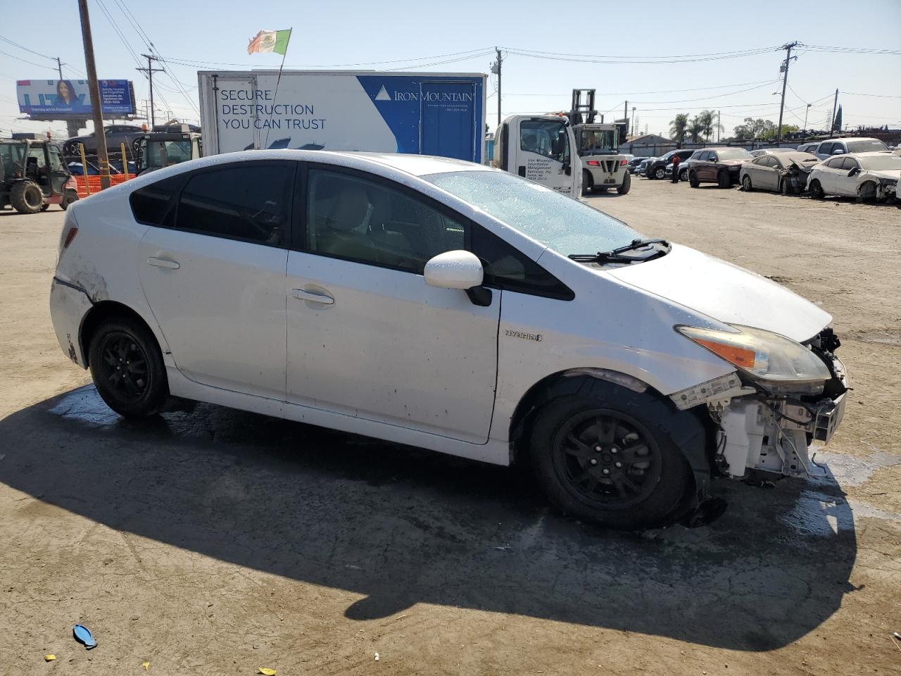 2014 Toyota Prius VIN JTDKN3DU6E0388433 Copart auction photo, front end / rear end damage thumbnail 4