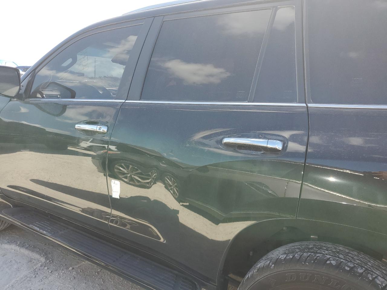 2021 Lexus GX VIN JTJAM7BX9M5298095 Copart auction photo, water/flood / minor dent/scratches damage thumbnail 13