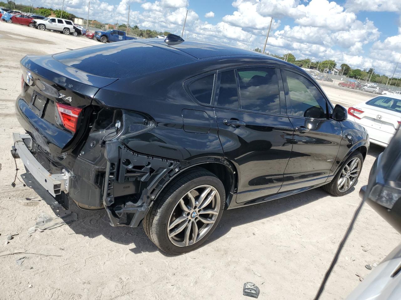 2016 BMW X4 VIN 5UXXW3C55G0R20544 Copart auction photo, rear end / minor dent/scratches damage thumbnail 3