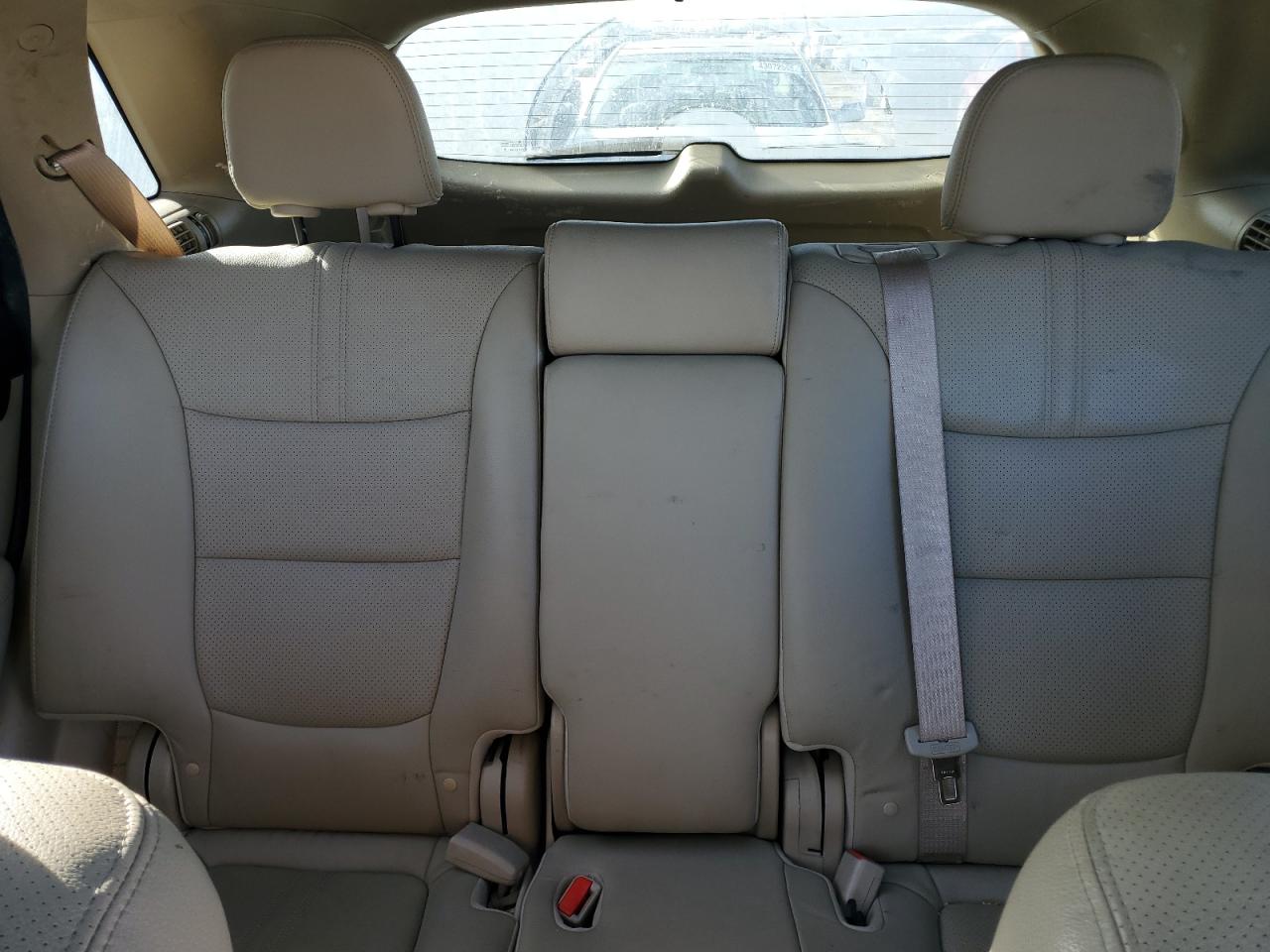2011 KIA Sorento VIN 5XYKUDA22BG041666 Copart auction photo, normal wear damage thumbnail 10
