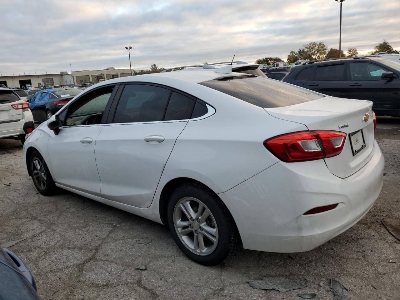 2018 Chevrolet Cruze VIN 1G1BE5SM4J7168586 Copart auction photo, minor dent/scratches damage thumbnail 2