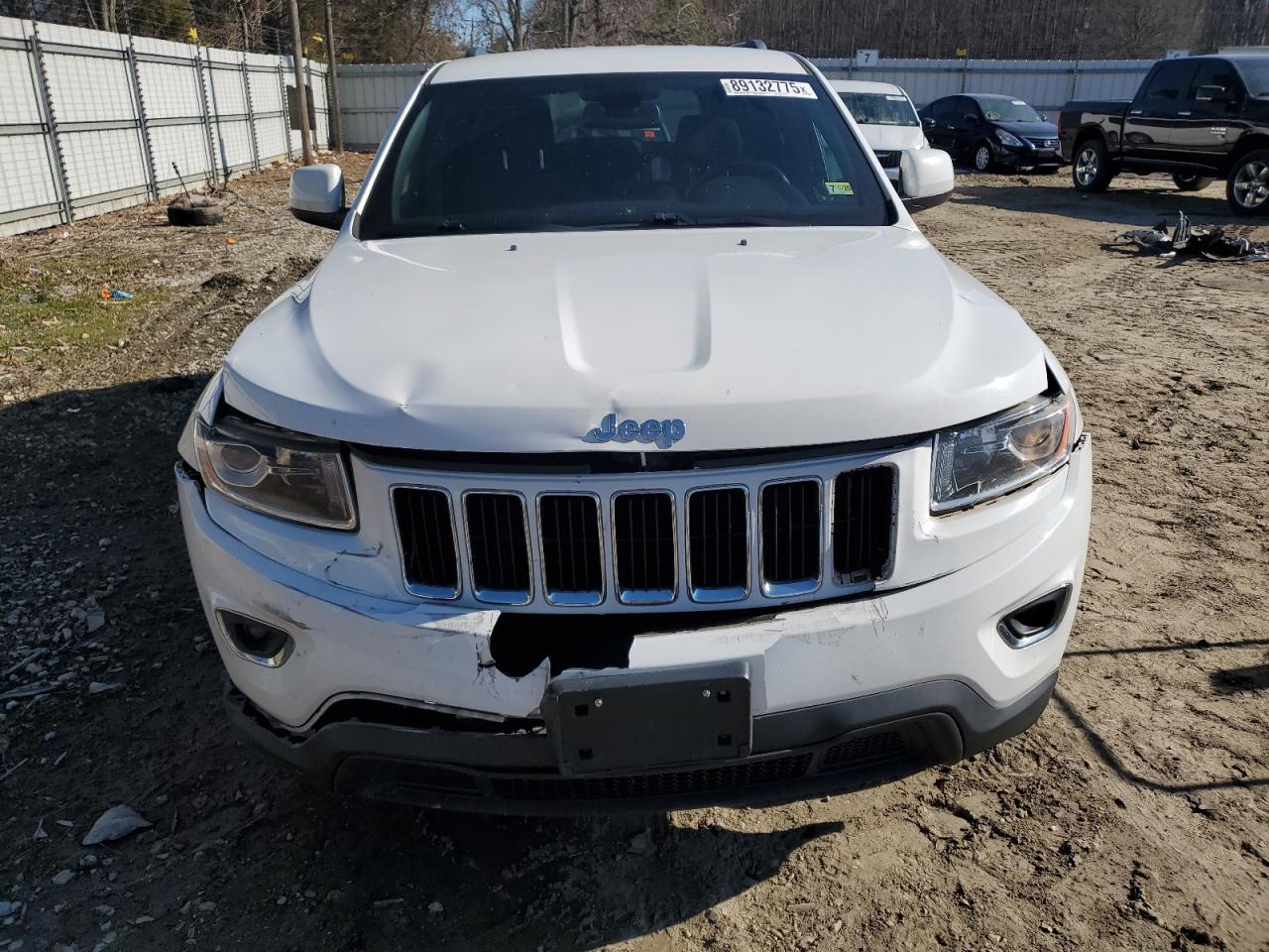 2016 Jeep Grand Cherokee VIN 1C4RJFAG3GC385131 Copart auction photo, front end damage thumbnail 5