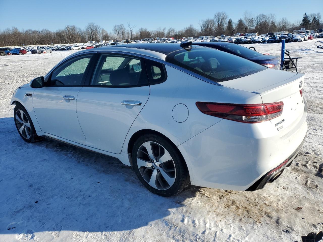 2018 KIA Optima VIN 5XXGW4L20JG247262 Copart auction photo, front end damage thumbnail 2