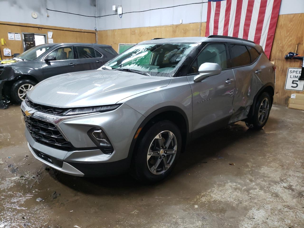 2023 Chevrolet Blazer VIN 3GNKBHR47PS227459