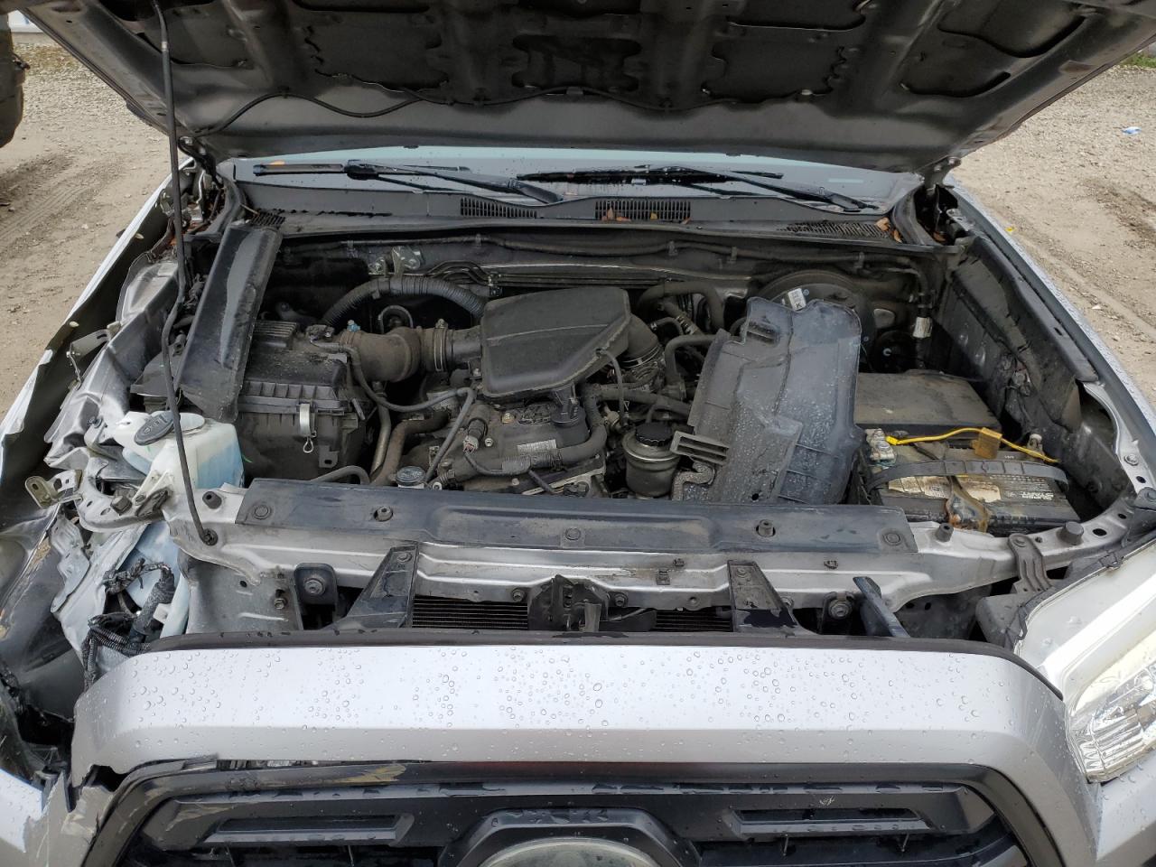 2018 Toyota Tacoma VIN 5TFAX5GN4JX107804 Copart auction photo, all over damage thumbnail 11