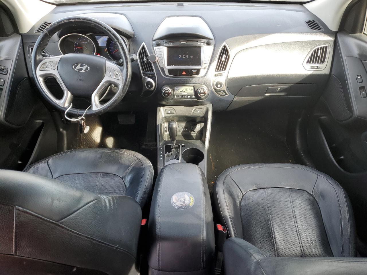 2011 Hyundai Tucson VIN KM8JU3AC3BU236393 Copart auction photo, front end / minor dent/scratches damage thumbnail 8