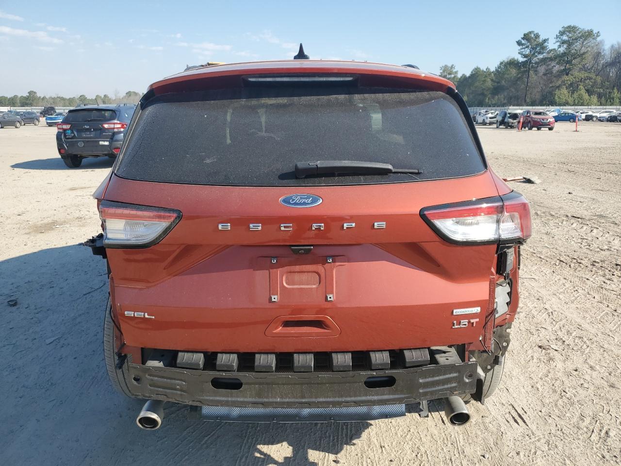 2020 Ford Escape VIN 1FMCU0H65LUB08486 Copart auction photo, front end / rear end damage thumbnail 6