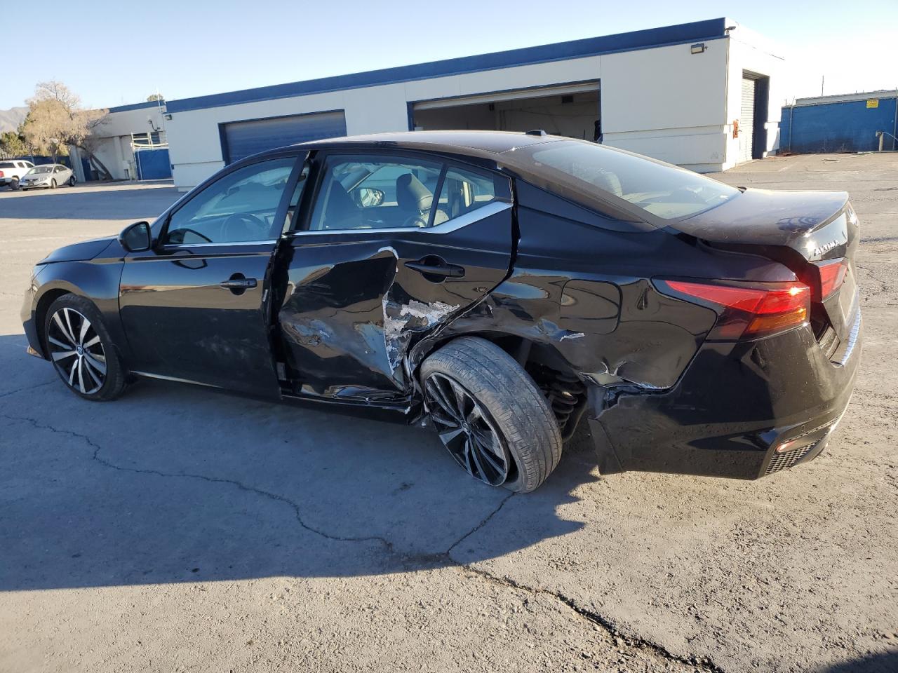 2021 Nissan Altima VIN 1N4BL4CV5MN414825 Copart auction photo, side / rear end damage thumbnail 2