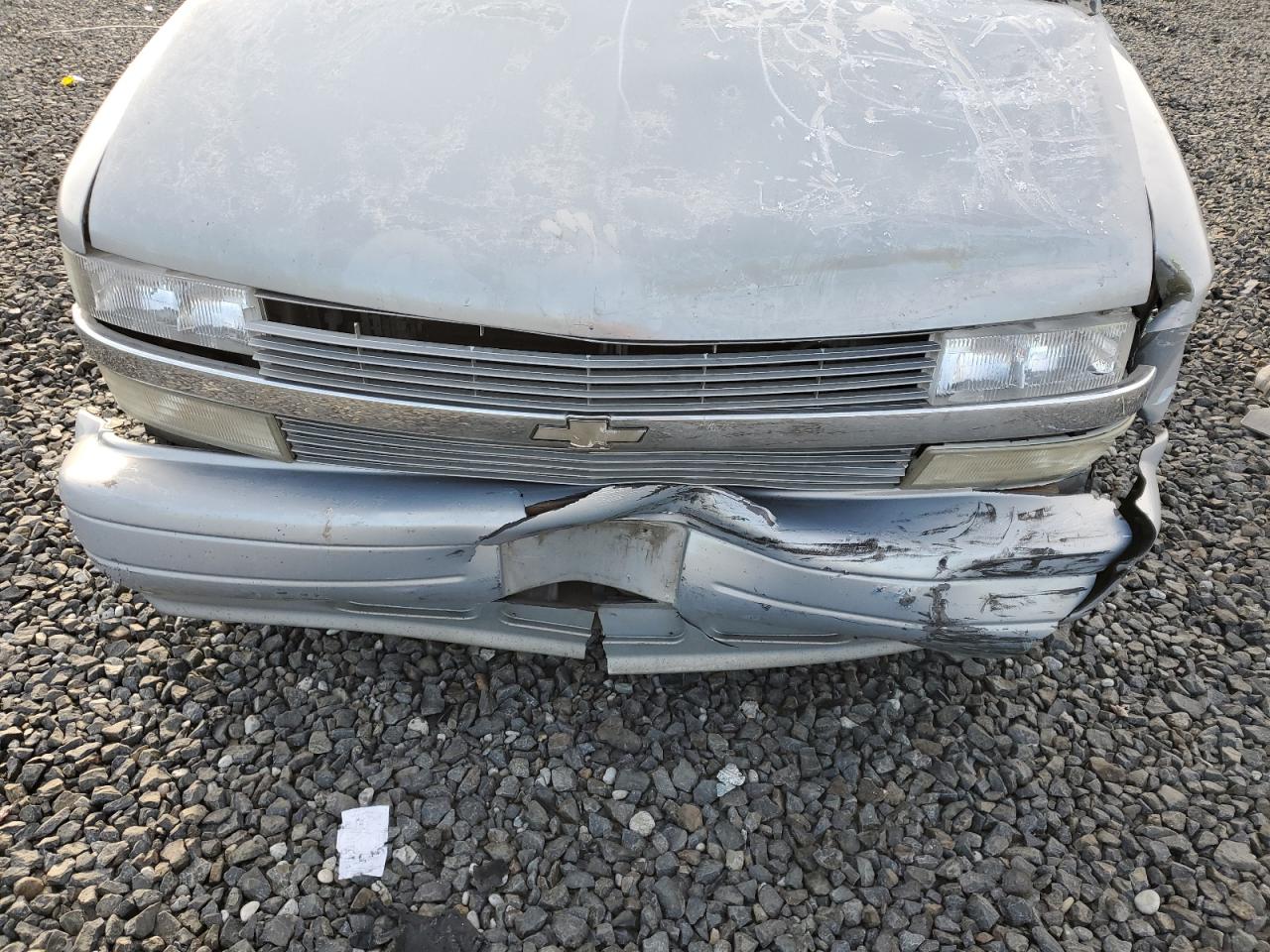1999 Chevrolet Astro VIN 1GNDM19W6XB196745 Copart auction photo, front end / side damage thumbnail 13