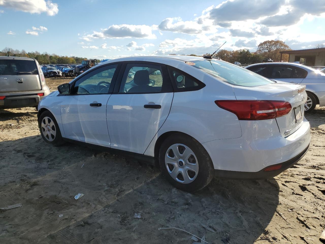 2016 Ford Focus VIN 1FADP3E28GL354405 Copart auction photo, front end / side damage thumbnail 2