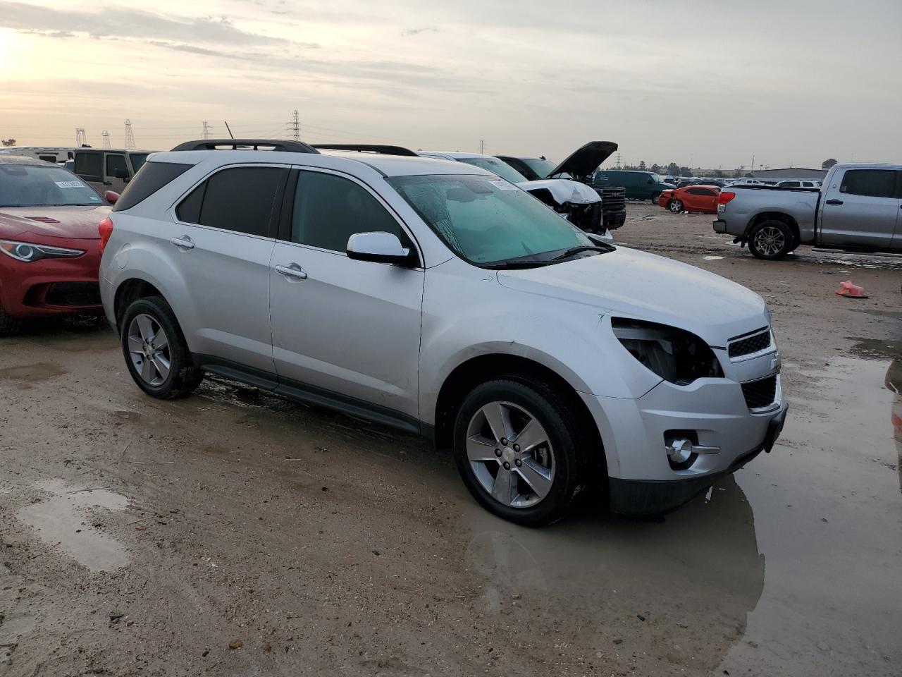 2015 Chevrolet Equinox VIN 1GNALCEK0FZ135885 Copart auction photo, front end / minor dent/scratches damage thumbnail 4