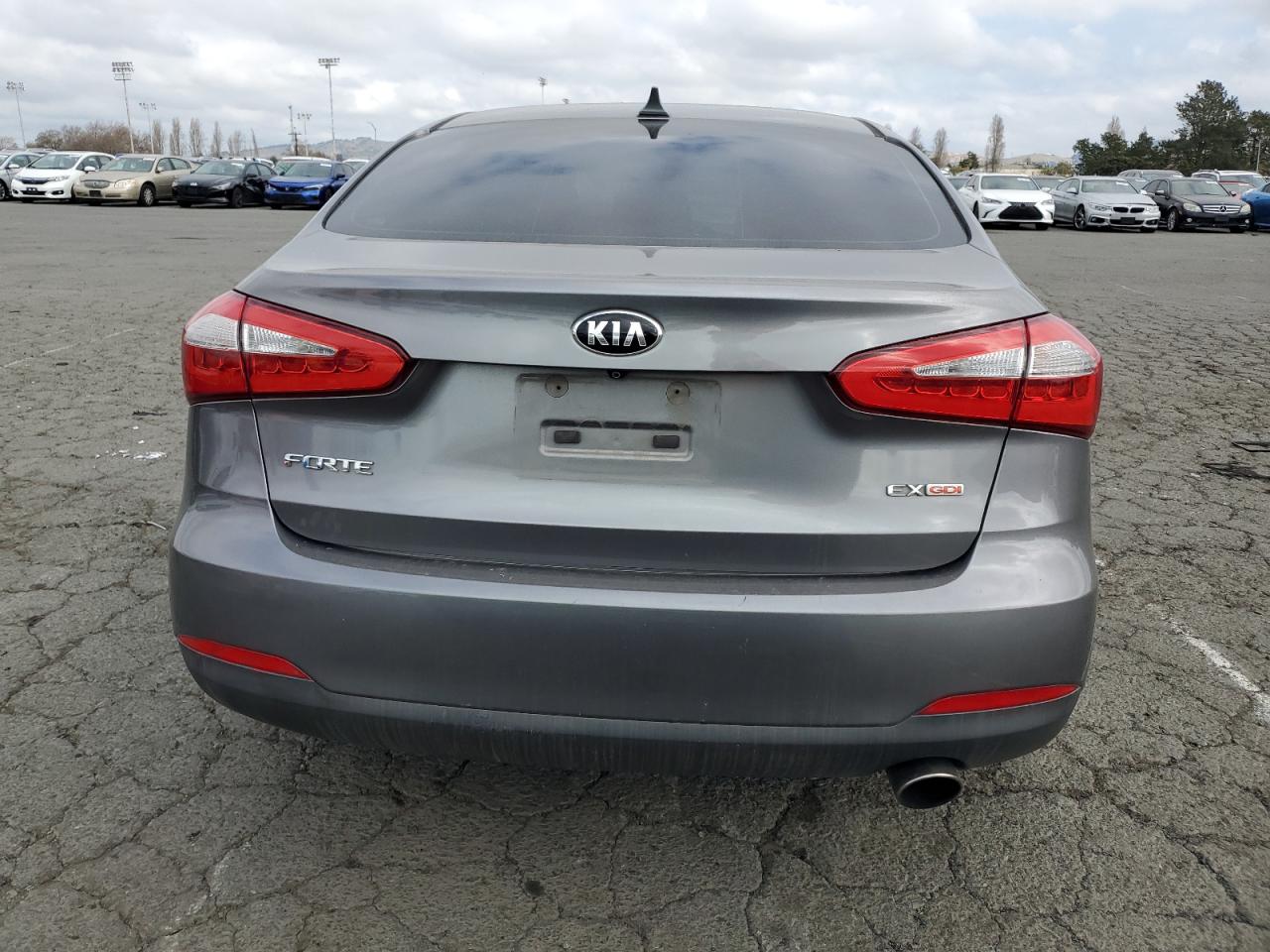 2015 KIA Forte VIN KNAFZ4A85F5388136 Copart auction photo, mechanical / front end damage thumbnail 6