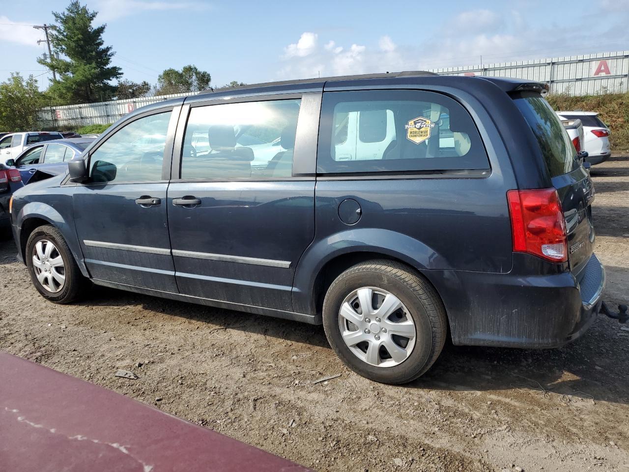 2014 Dodge Caravan VIN 2C4RDGBG4ER220480 Copart auction photo, front end / side damage thumbnail 2