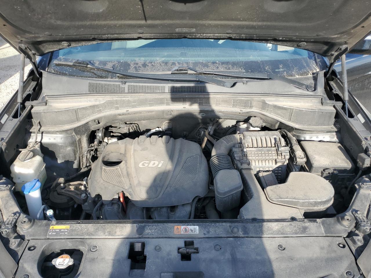 2016 Hyundai Santa Fe VIN 5XYZUDLB9GG332815 Copart auction photo, minor dent/scratches damage thumbnail 12