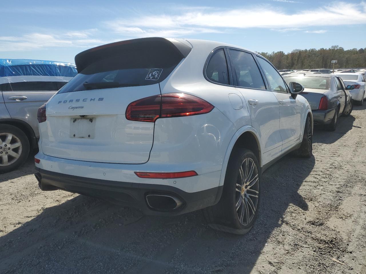 2017 Porsche Cayenne VIN WP1AA2A23HKA86903 Copart auction photo, front end damage thumbnail 3
