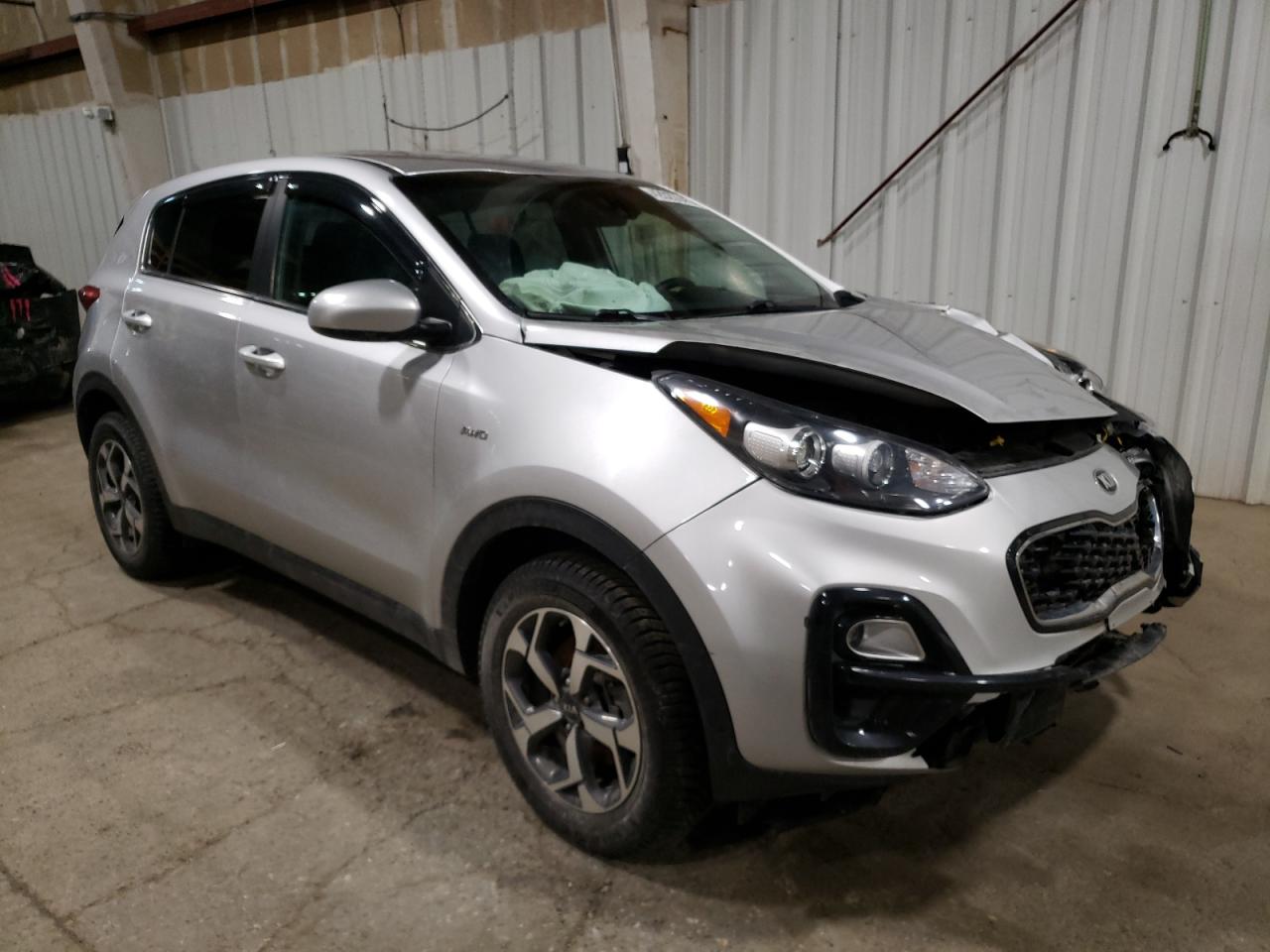 2020 KIA Sportage VIN KNDPMCAC1L7803781 Copart auction photo, front end damage thumbnail 4