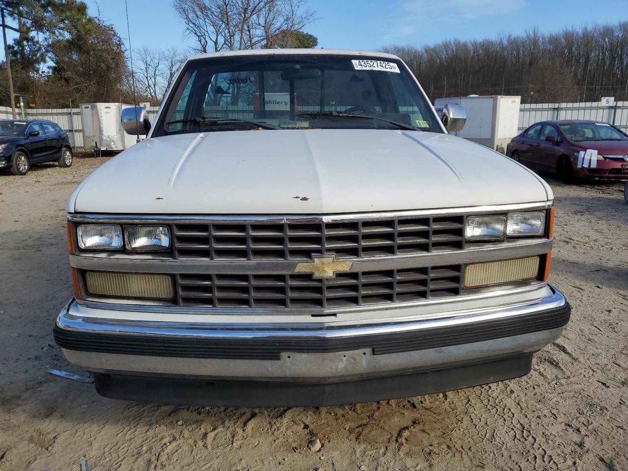 1988 Chevrolet GMT-400 VIN 1GCDC14K2JZ251853 Copart auction photo, normal wear / minor dent/scratches damage thumbnail 5