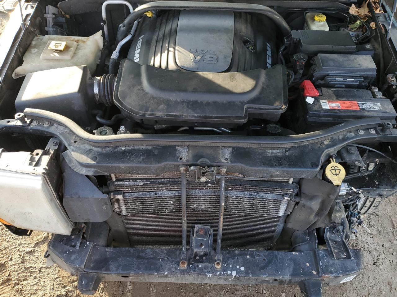 2010 Jeep Commander VIN 1J4RG5GT6AC113462 Copart auction photo, front end / minor dent/scratches damage thumbnail 13