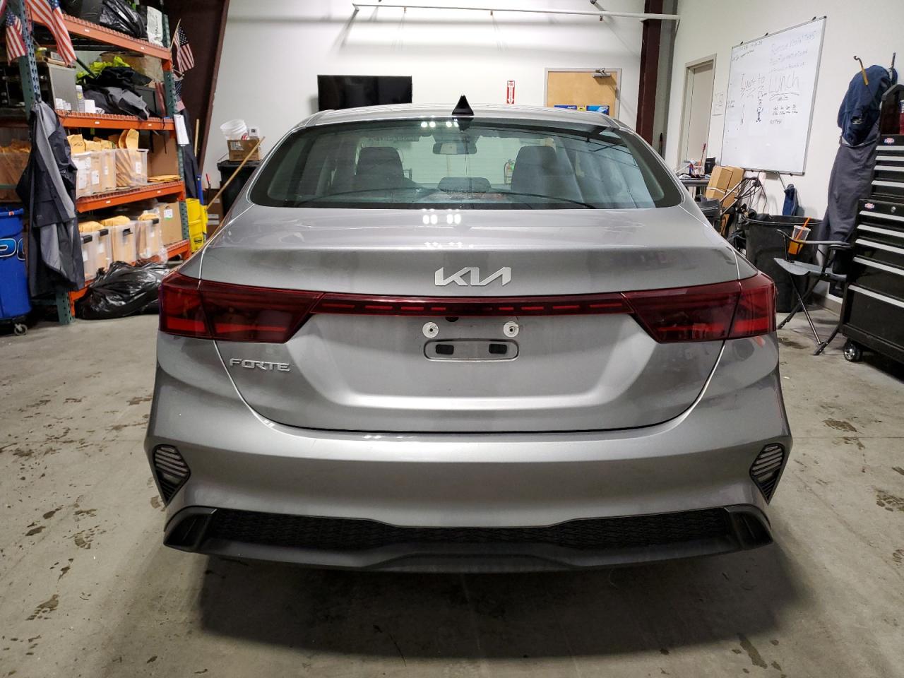 2024 KIA Forte VIN 3KPF24AD8RE787572 Copart auction photo, side / front end damage thumbnail 6