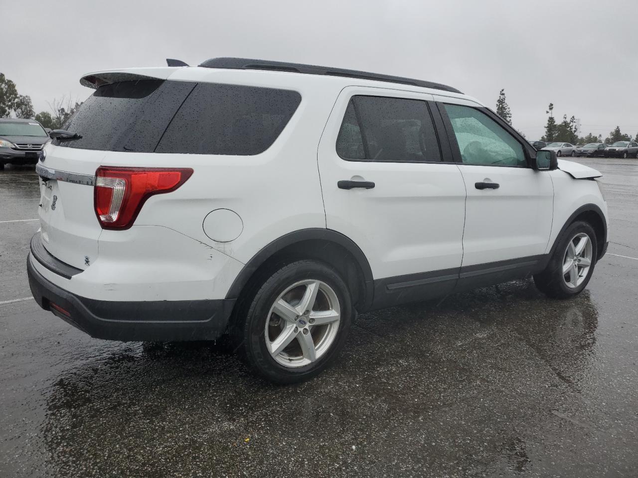 2018 Ford Explorer VIN 1FM5K7B88JGC33740 Copart auction photo, front end damage thumbnail 3