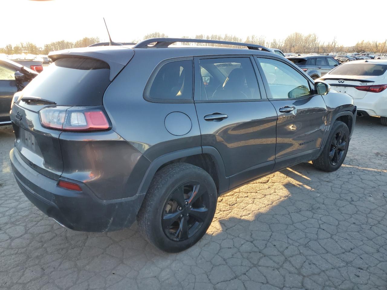 2020 Jeep Grand Cherokee VIN 1C4PJMLXXLD505598 Copart auction photo, front end / side damage thumbnail 3