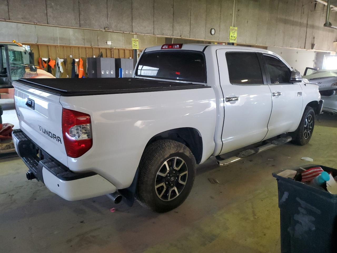 2019 Toyota Tundra VIN 5TFAY5F15KX798239 Copart auction photo, front end / side damage thumbnail 3
