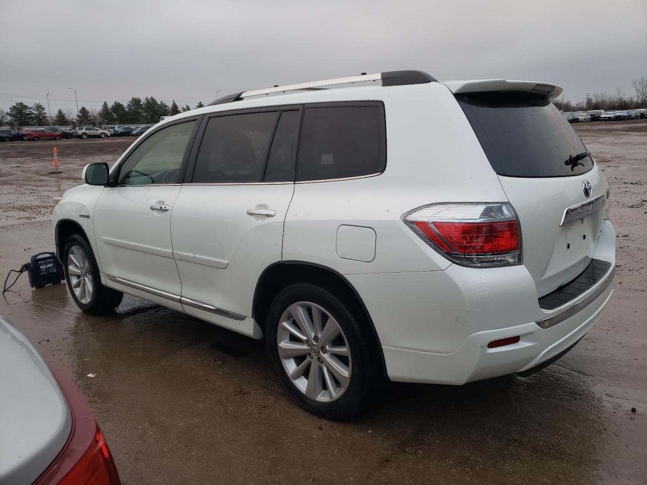 2013 Toyota Highlander VIN JTEDC3EH9D2014297 Copart auction photo, side / rear end damage thumbnail 2